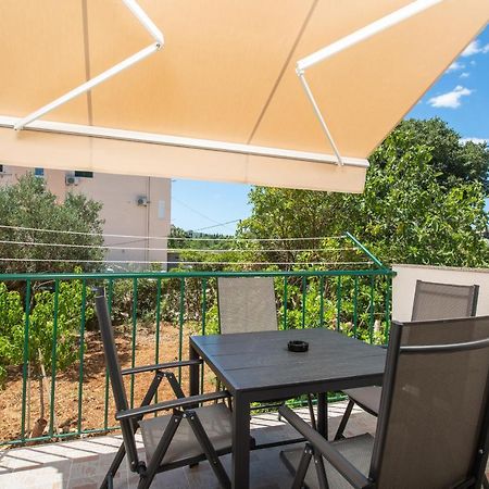 Apartment Kiki Kaštel Štafilić Eksteriør billede