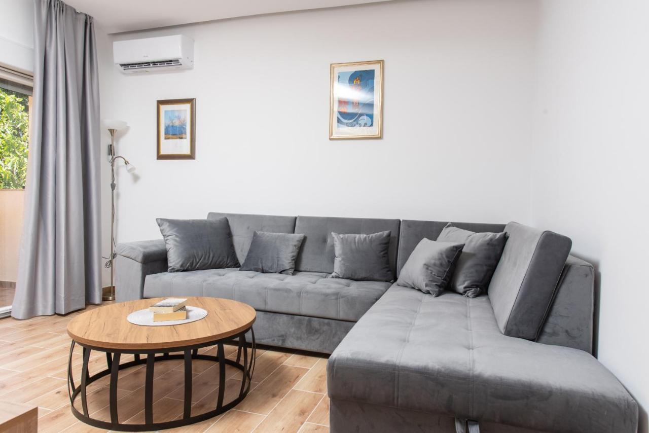 Apartment Kiki Kaštel Štafilić Eksteriør billede