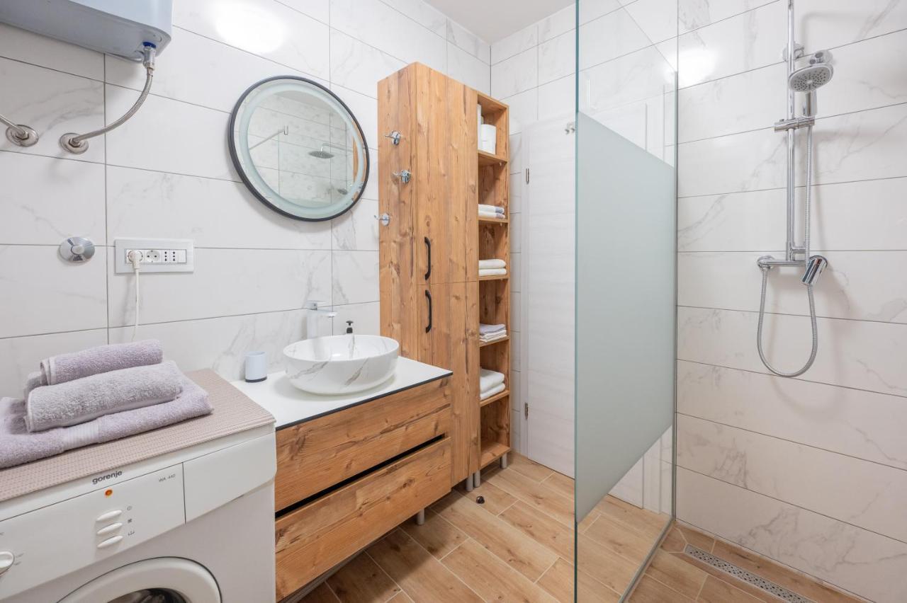 Apartment Kiki Kaštel Štafilić Eksteriør billede